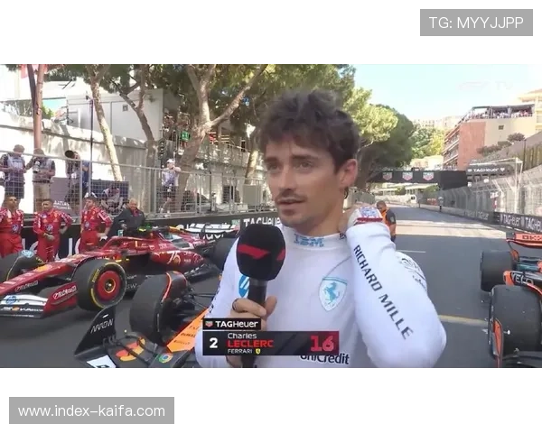 诺里斯14号弯打滑瞬间，冠军点压力下的失误缩影